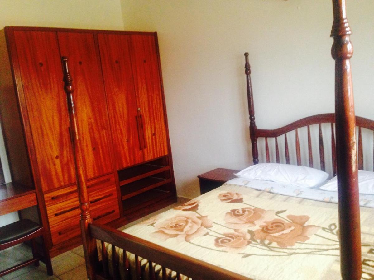 Corinya Serviced Apartments Энтеббе Экстерьер фото